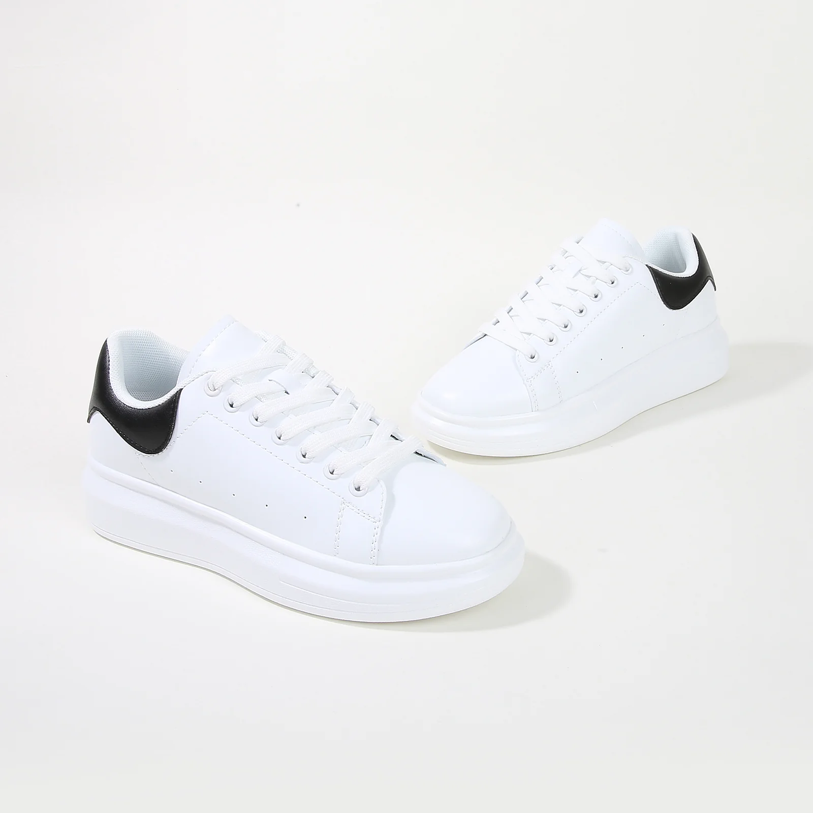 5008A Platform Sneaker - Image 11