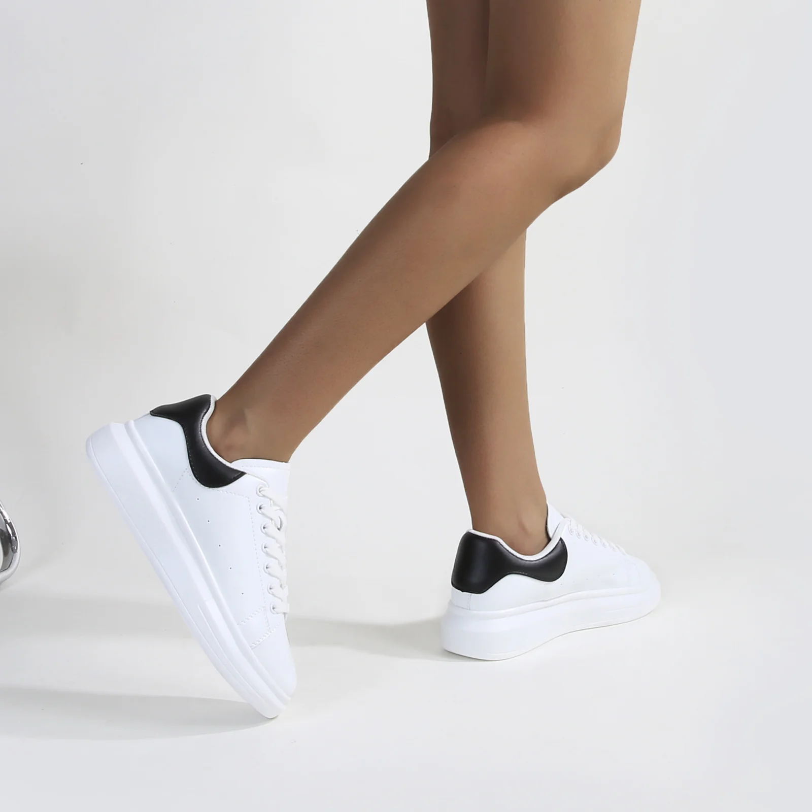 5008A Platform Sneaker - Image 15