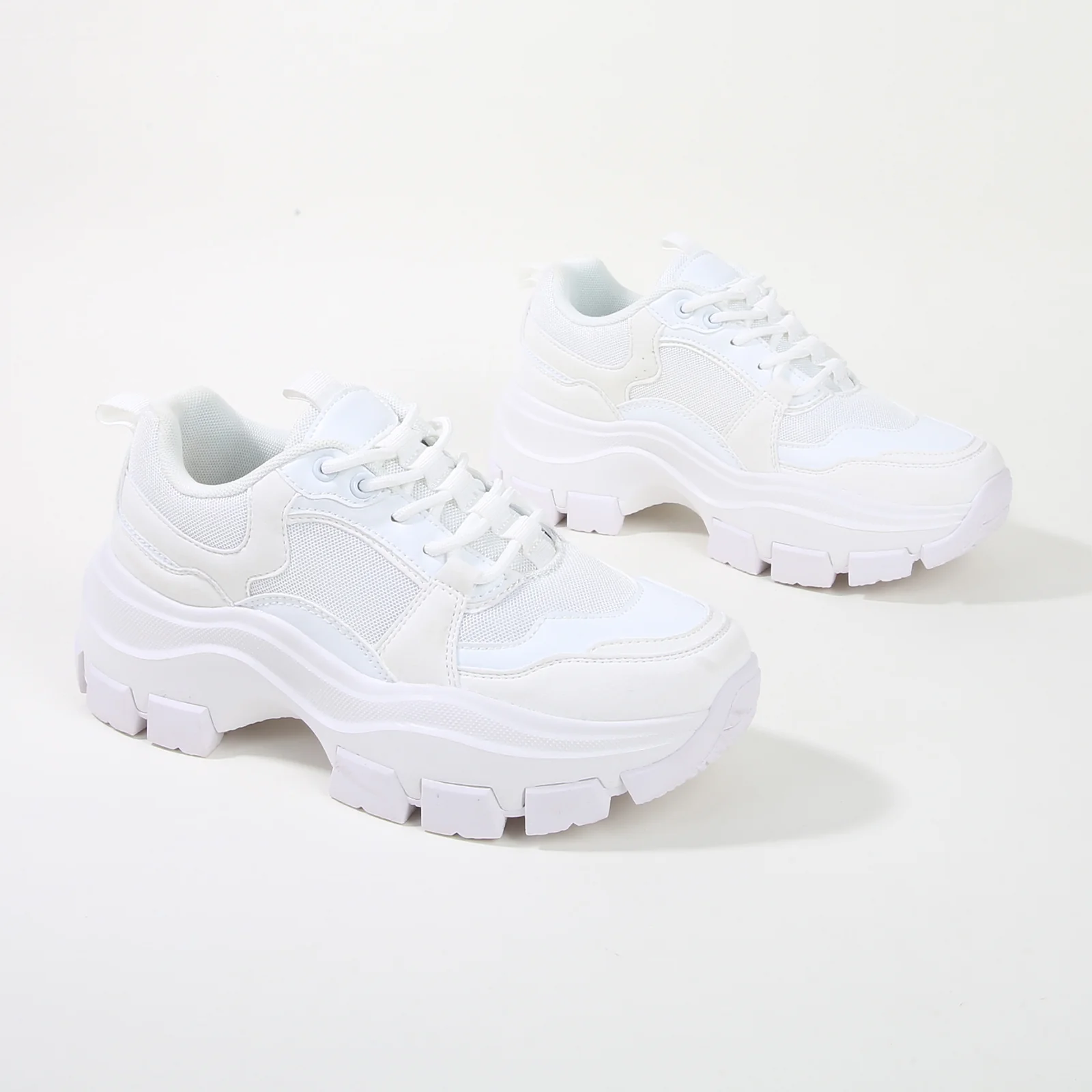 Damian Chunky Sole Platform Sneaker - Image 10