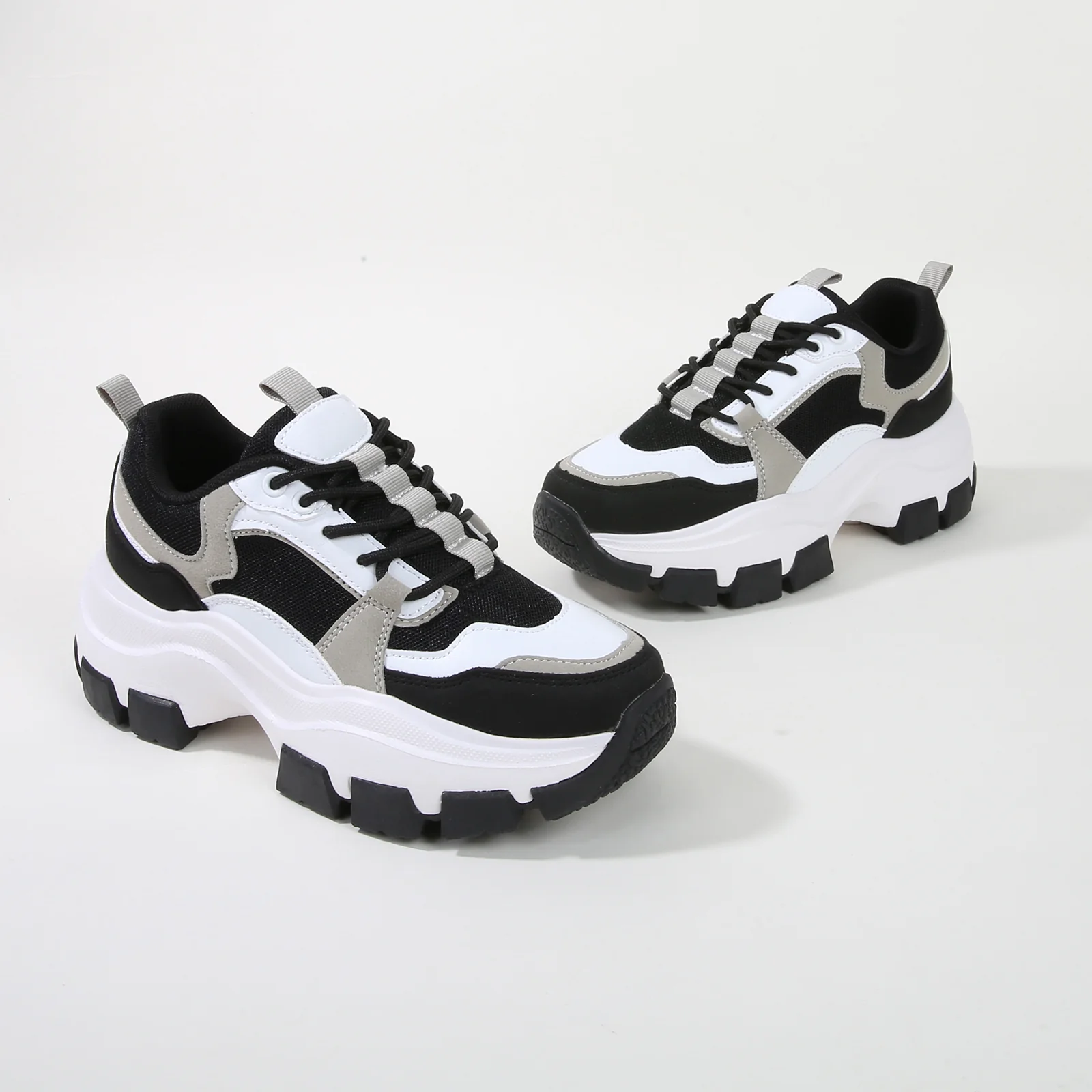 Damian Chunky Sole Platform Sneaker - Image 3