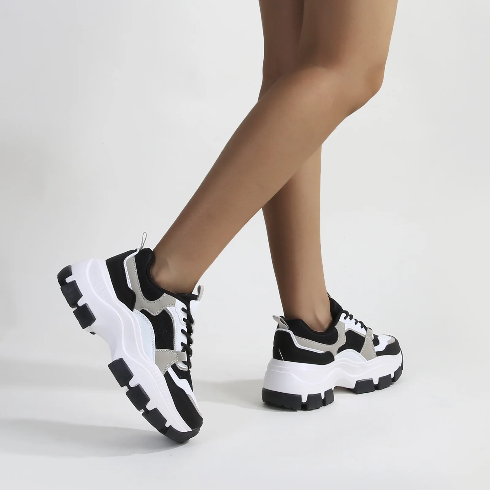 Damian Chunky Sole Platform Sneaker - Image 6