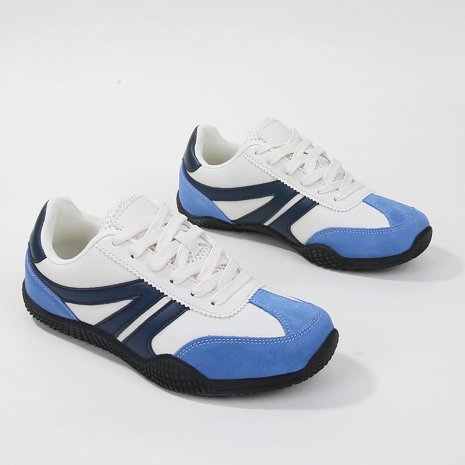 Larson Retro Lace-up Sneakers - Image 22