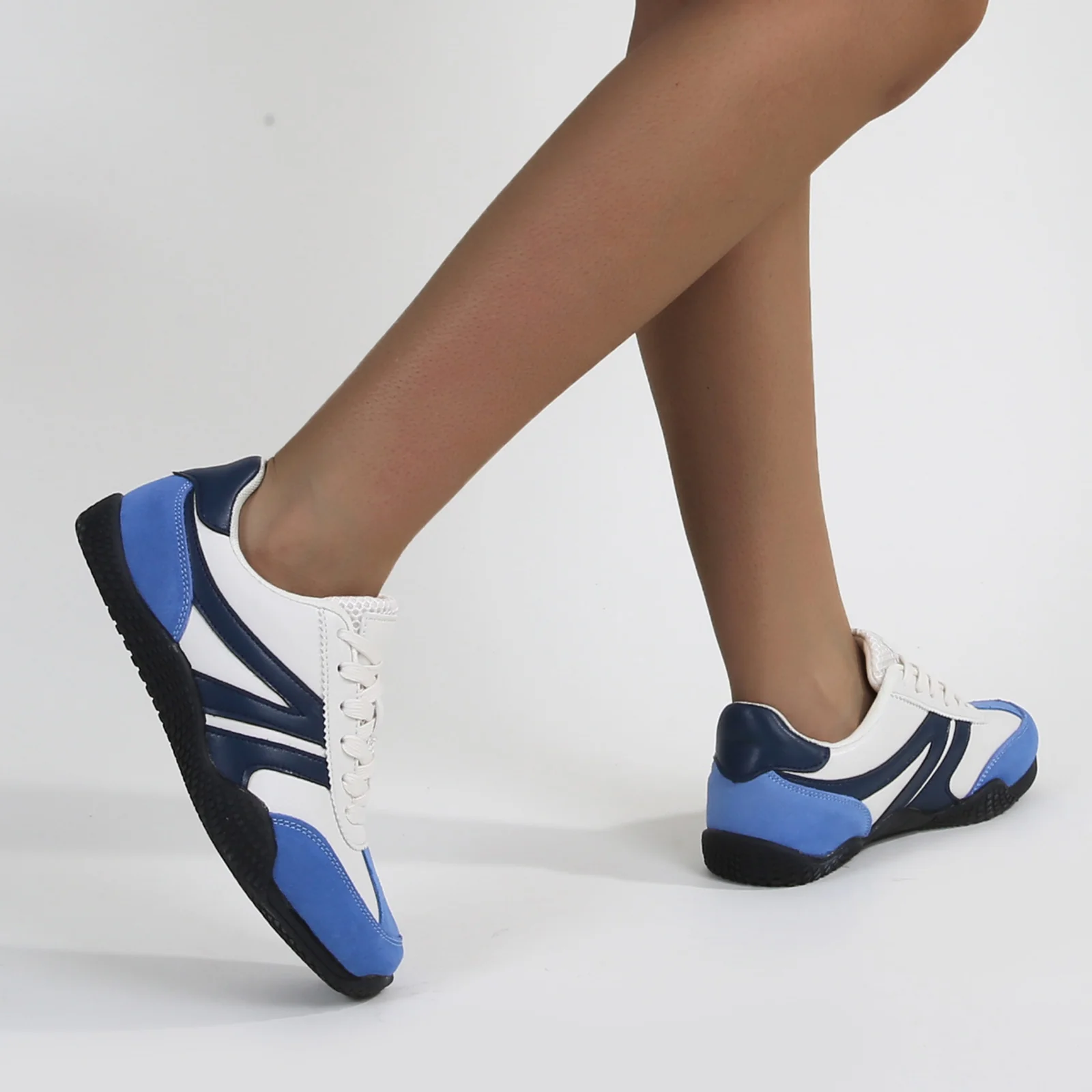 Larson Retro Lace-up Sneakers - Image 24