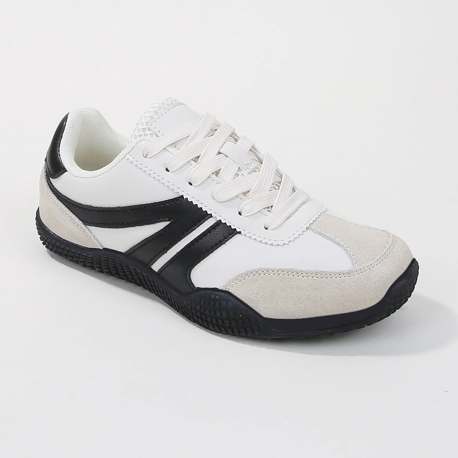 Larson Retro Lace-up Sneakers - Image 6