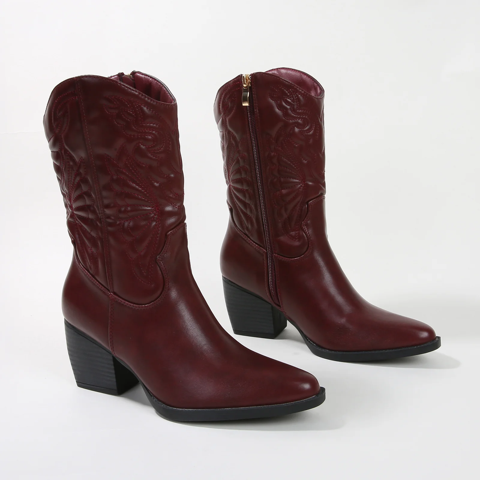 Texas Classic Embroidered Cowboy Boots - Image 22